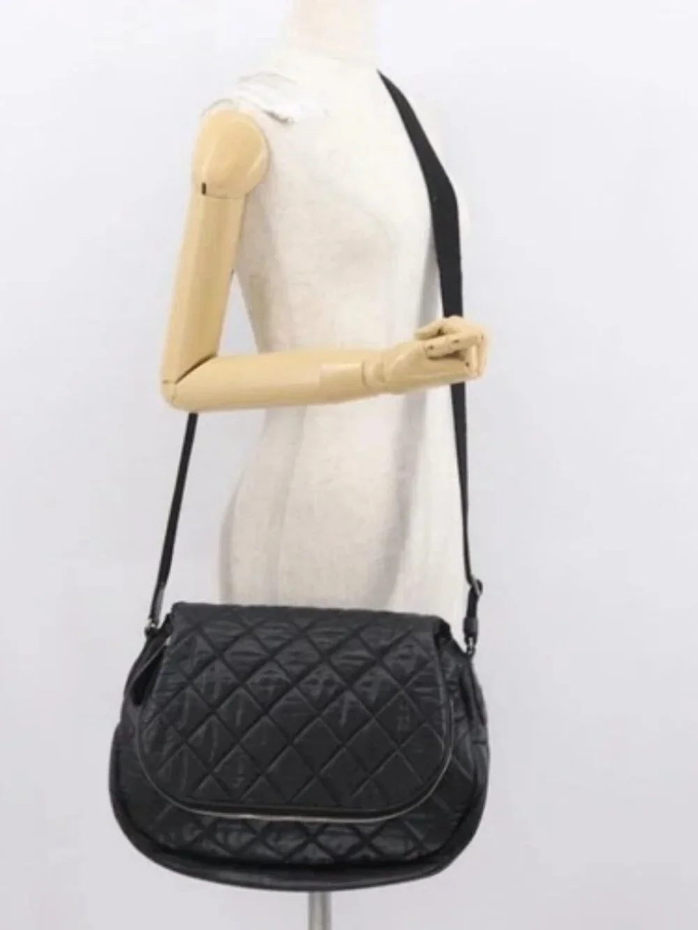 CHANEL Matelasse Shoulder Bag Nylon Black Silver CC Auth bs32463